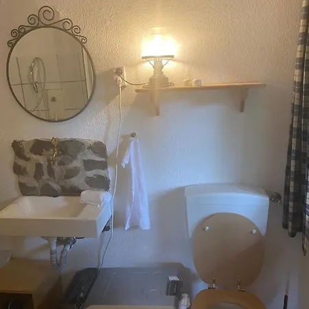 Chalé Autarke, Idyll. Huette Mit Kamin+aussicht Dausenau